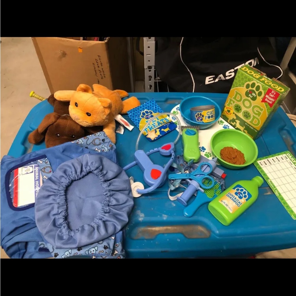 Melissa & Doug vet set